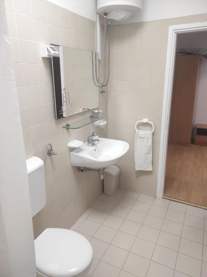 Apartment Ivano Водице Екстериор снимка