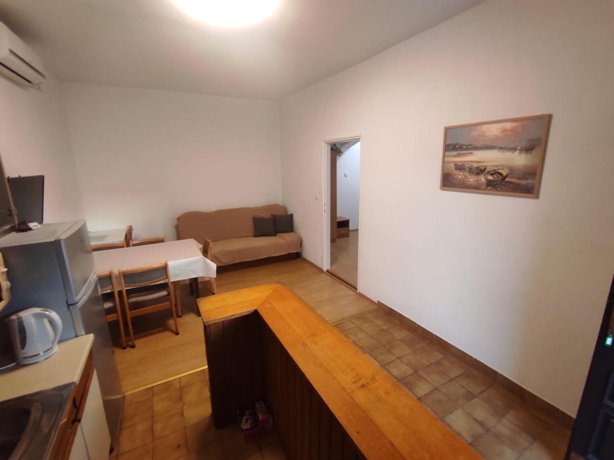Apartment Ivano Водице Екстериор снимка
