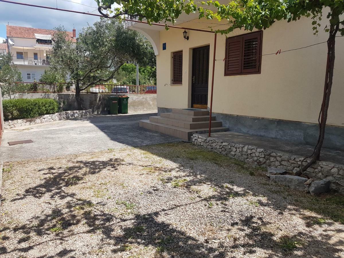 Apartment Ivano Водице Екстериор снимка